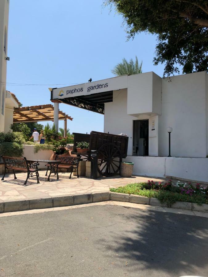 Paphos Gardens Studio Suite Екстериор снимка